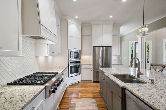 1110B Biltmore Dr, Nashville, TN 37204
