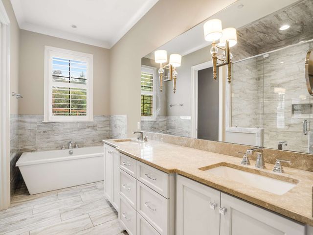 1110B Biltmore Dr, Nashville, TN 37204