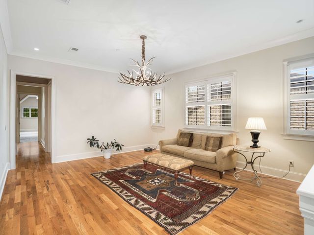 1110B Biltmore Dr, Nashville, TN 37204