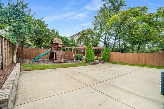 1110B Biltmore Dr, Nashville, TN 37204