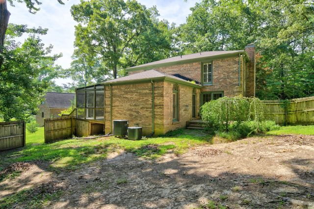 760 Timber Ln, Cookeville, TN 38501