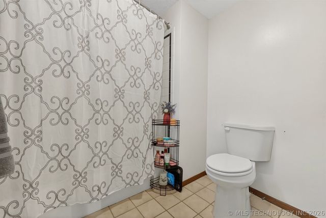 2917 Greenwood Court, Bartlesville, OK 74006