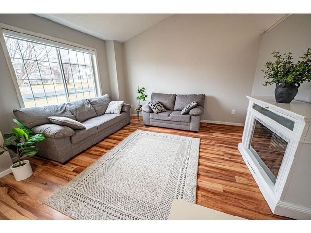 1330 Hunter Hill Drive, Hammond, WI 54015