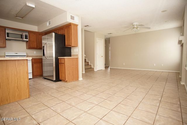 3696 PRAIRIE ROSE Street, El Paso, TX 79936