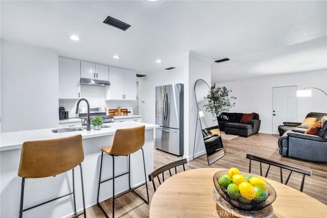 11219 Gladhill Road, Whittier, CA 90604