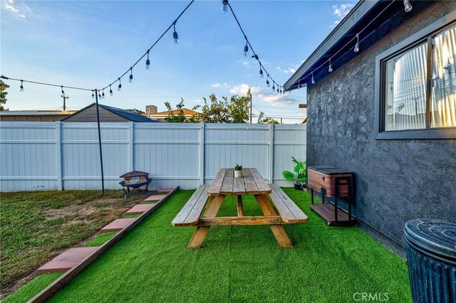 11219 Gladhill Road, Whittier, CA 90604