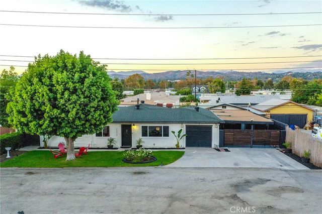 11219 Gladhill Road, Whittier, CA 90604