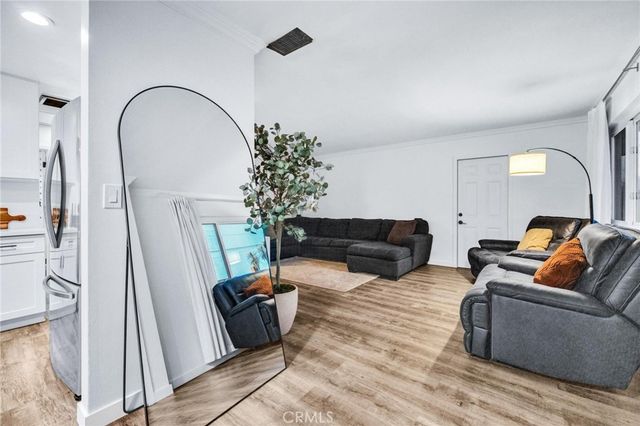 11219 Gladhill Road, Whittier, CA 90604
