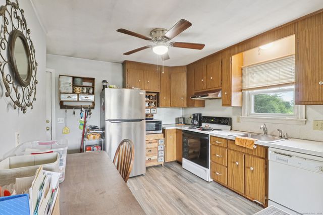 14 Prospect Hill Drive, East Windsor, CT 06088