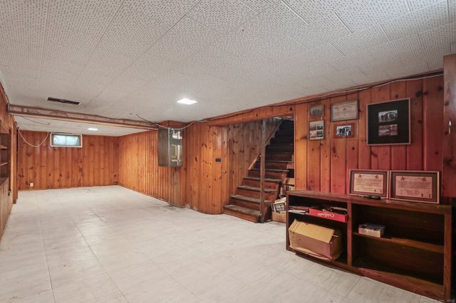 14 Prospect Hill Drive, East Windsor, CT 06088
