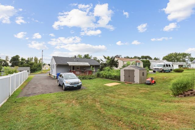 14 Prospect Hill Drive, East Windsor, CT 06088