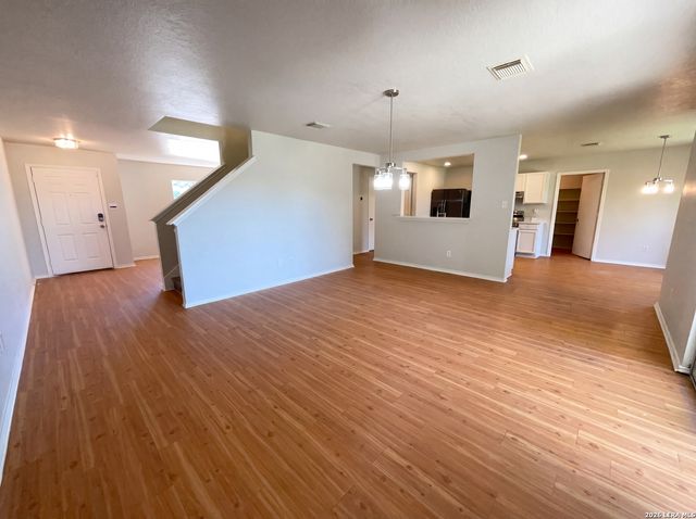 8122 ELKTREE PASS, San Antonio, TX 78254