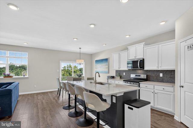 217 SEVEN SPRINGS LN, Downingtown, PA 19335
