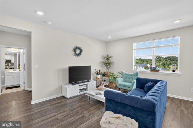 217 SEVEN SPRINGS LN, Downingtown, PA 19335