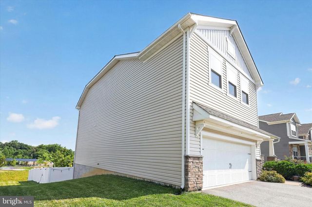 217 SEVEN SPRINGS LN, Downingtown, PA 19335