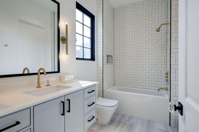 2521 Westgate Drive, Houston, TX 77019