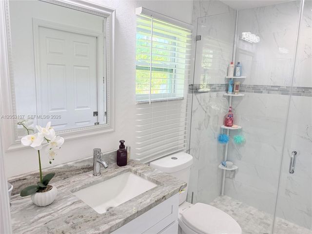 700 Connecticut Ln, Lehigh Acres, FL 33936