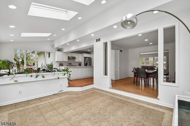 133 Murray Hill Blvd, Berkeley Heights Twp., NJ 07974