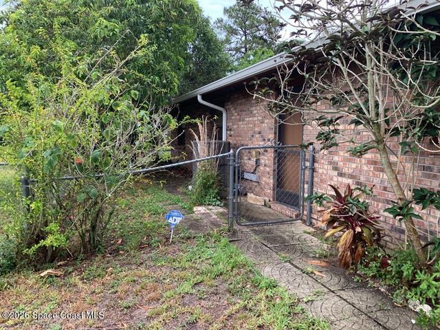 237 Emerson Drive NW, Palm Bay, FL 32907