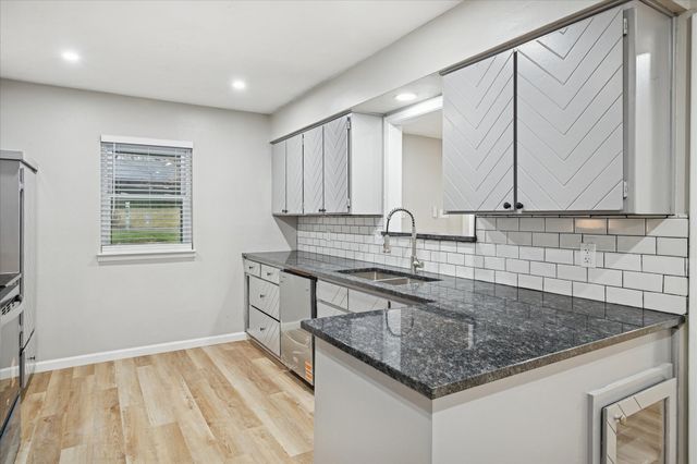 2829 Southridge Drive, Grapevine, TX 76051