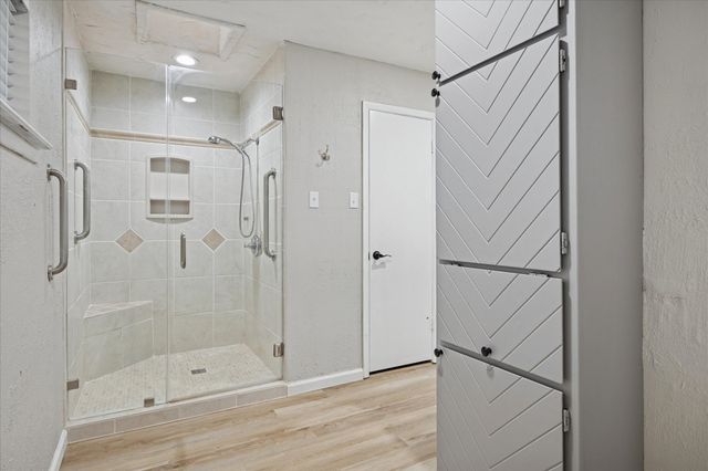 2829 Southridge Drive, Grapevine, TX 76051