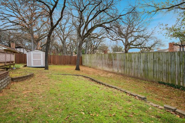 2829 Southridge Drive, Grapevine, TX 76051