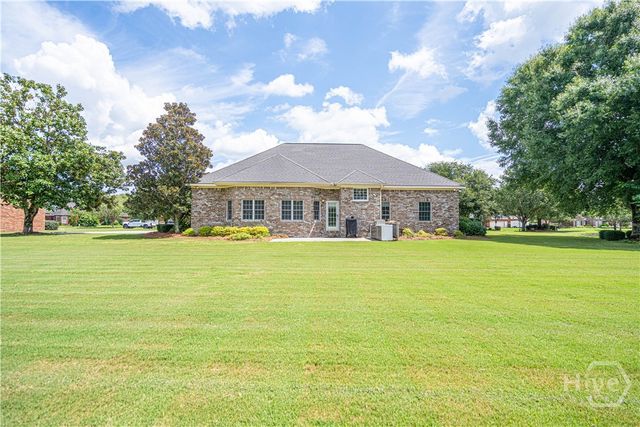 301 Flat Bush Drive, Guyton, GA 31312