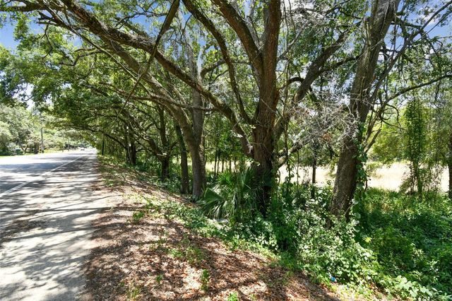 10413 MAIN STREET, Thonotosassa, FL 33592
