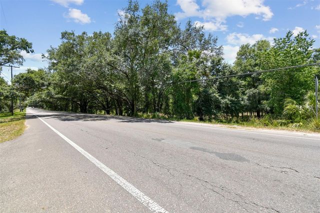 10413 MAIN STREET, Thonotosassa, FL 33592