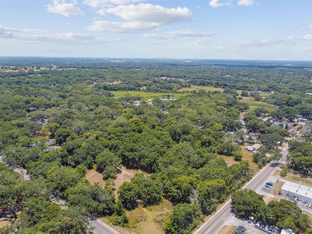 10413 MAIN STREET, Thonotosassa, FL 33592