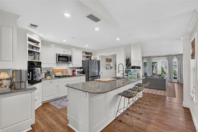 4639 Elsby Avenue, Dallas, TX 75209