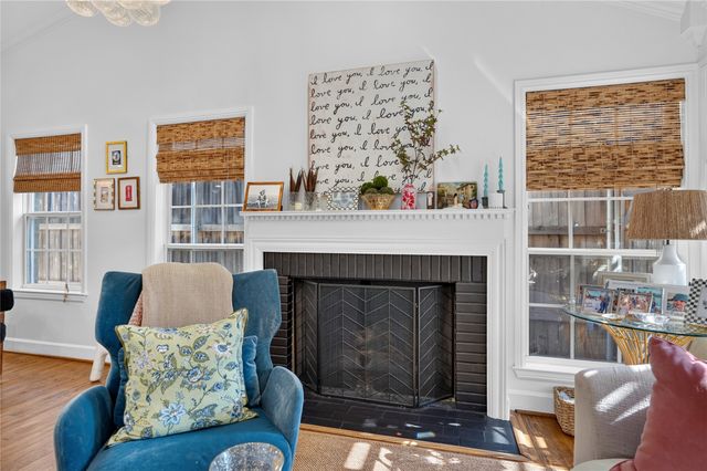 4639 Elsby Avenue, Dallas, TX 75209