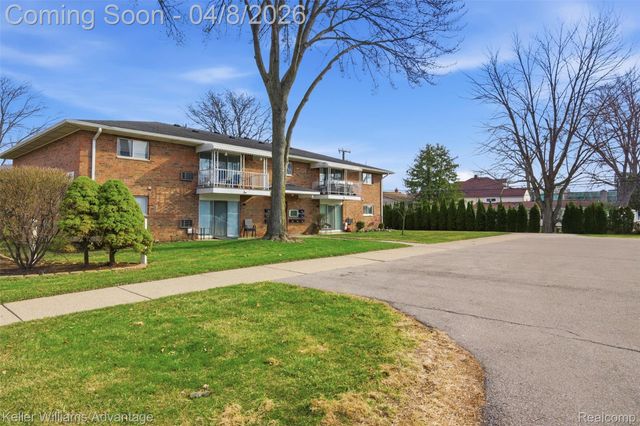 15118 Fairfield Street, Livonia, MI 48154