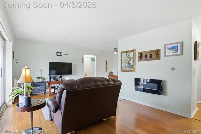 15118 Fairfield Street, Livonia, MI 48154