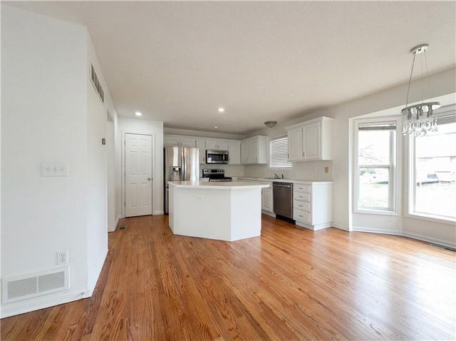 14504 W 139th Street, Olathe, KS 66062