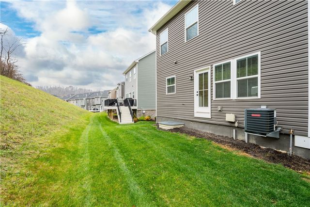 412 Greenwood Drive, North Strabane, PA 15317