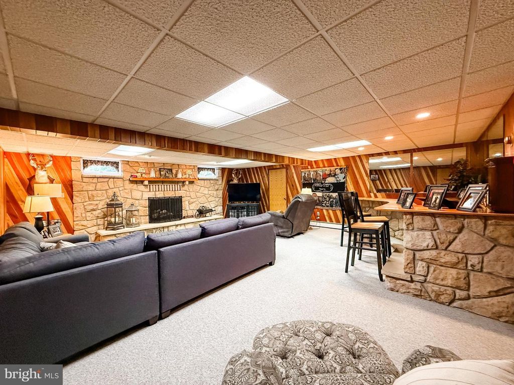 Image 32 of property listing at 10329 WINNERS LN NW, Frostburg, MD 21532