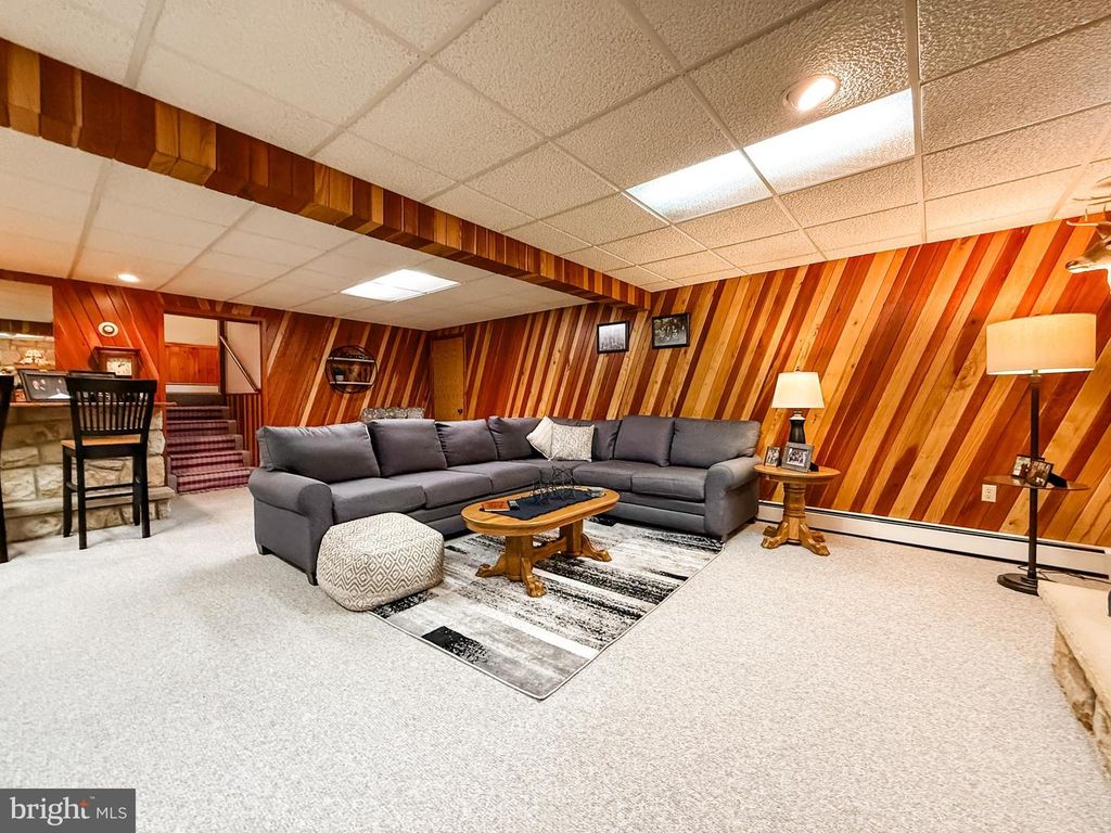 Image 33 of property listing at 10329 WINNERS LN NW, Frostburg, MD 21532