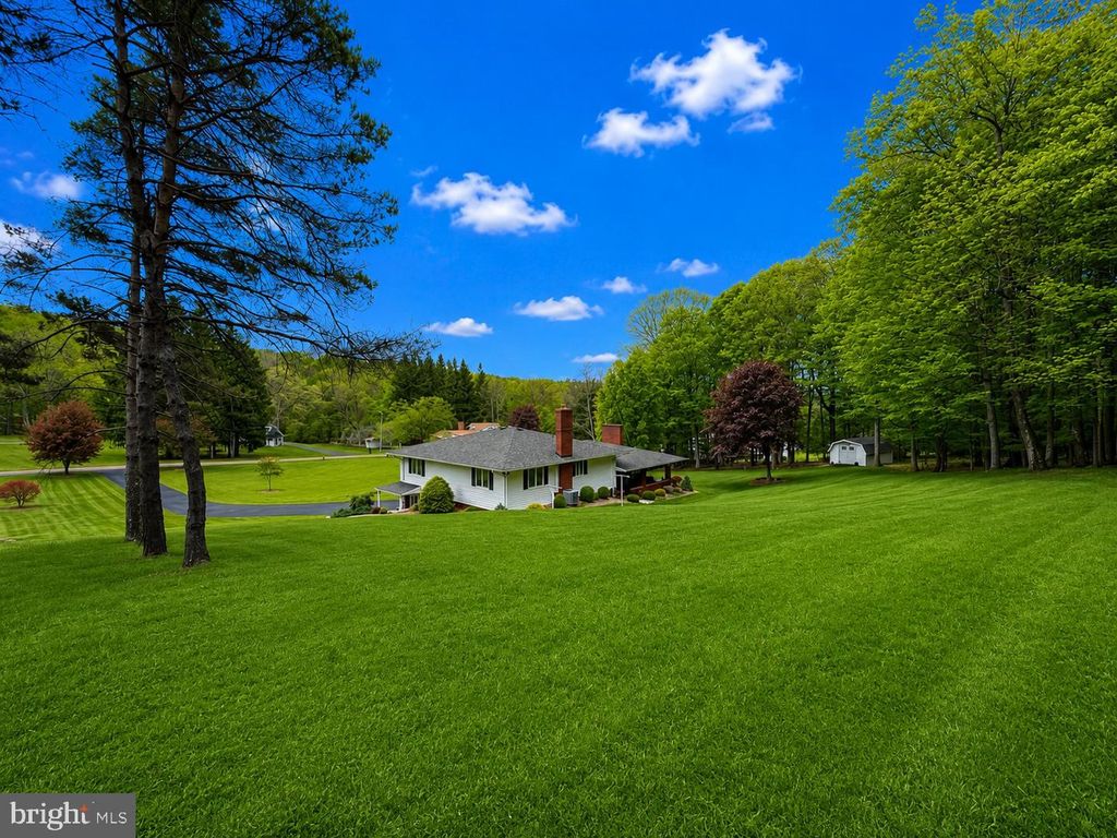 Image 48 of property listing at 10329 WINNERS LN NW, Frostburg, MD 21532