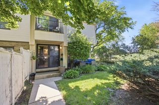 9000 N 70th STREET, Milwaukee, WI 53223