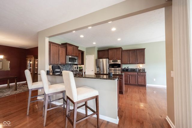 16275 Oakford Trail, Fishers, IN 46037