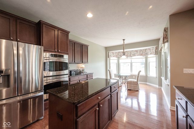 16275 Oakford Trail, Fishers, IN 46037
