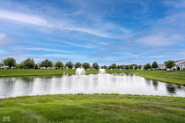 16275 Oakford Trail, Fishers, IN 46037