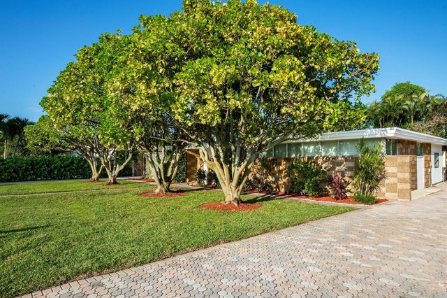 7306 Clarke Road, Lake Clarke Shores, FL 33406