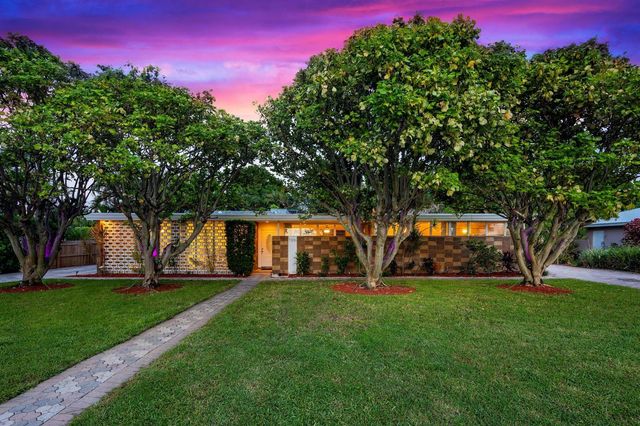 7306 Clarke Road, Lake Clarke Shores, FL 33406