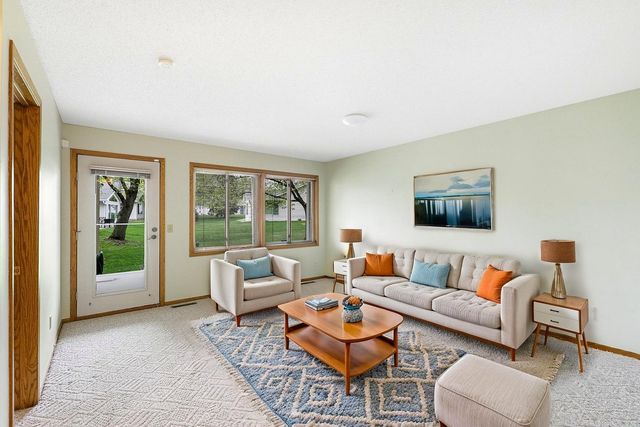 8786 Norway Street NW, Coon Rapids, MN 55433