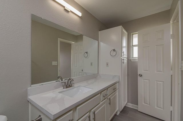 623 32nd Street, Galveston, TX 77550