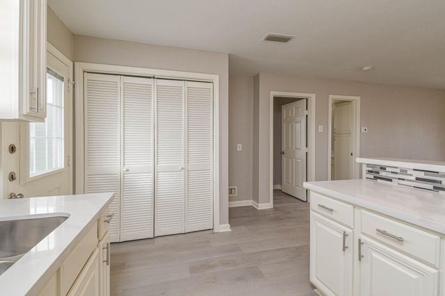 623 32nd Street, Galveston, TX 77550
