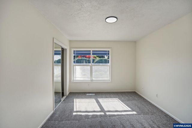 4331 Vasend Ct NE, Salem, OR 97305