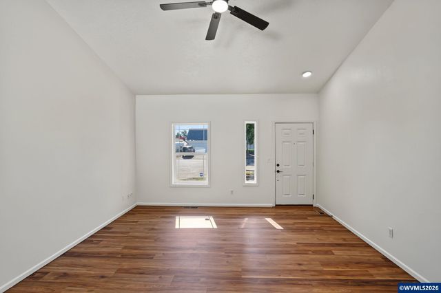 4331 Vasend Ct NE, Salem, OR 97305